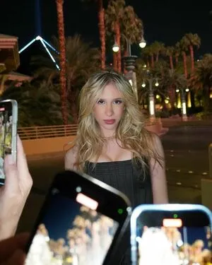 Lanarae OnlyFans Leaked Free Thumbnail Picture - #es2X4Dm8XP