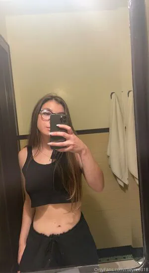 Lanarhoads18 OnlyFans Leaked Free Thumbnail Picture - #dNy3AL8Ils