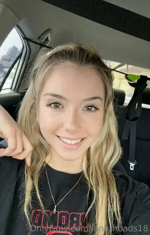 Lanarhoads18 OnlyFans Leaked Free Thumbnail Picture - #hcNYz0zRkZ