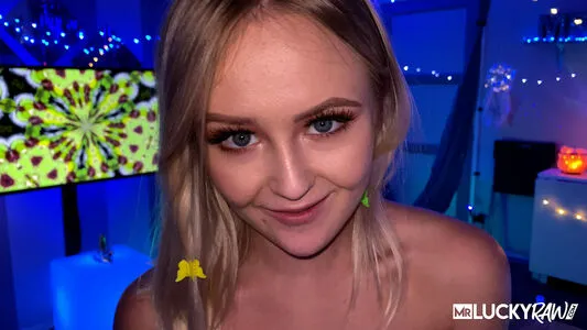 Laney Grey OnlyFans Leaked Free Thumbnail Picture - #3JDIQ9B96v