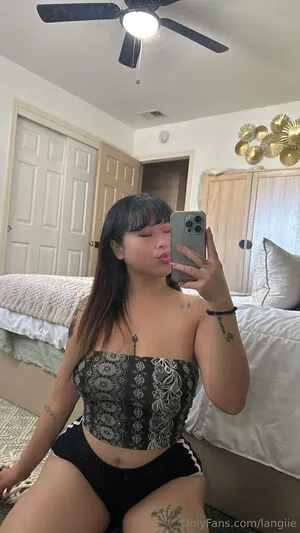 Langiie OnlyFans Leaked Free Thumbnail Picture - #xnVwZLWVAJ