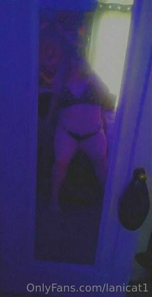 Lanicat1 OnlyFans Leaked Free Thumbnail Picture - #doURX0e0cd