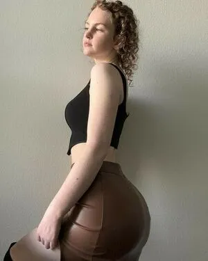 Lapindeneigee OnlyFans Leaked Free Thumbnail Picture - #gD2dBd0Dau