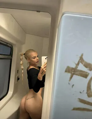 Lara Bttn OnlyFans Leaked Free Thumbnail Picture - #Z3IZqsPn2o