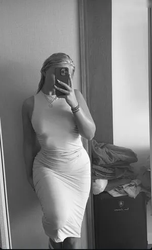 Lara Charlotte OnlyFans Leaked Free Thumbnail Picture - #DOO7tu6xnq