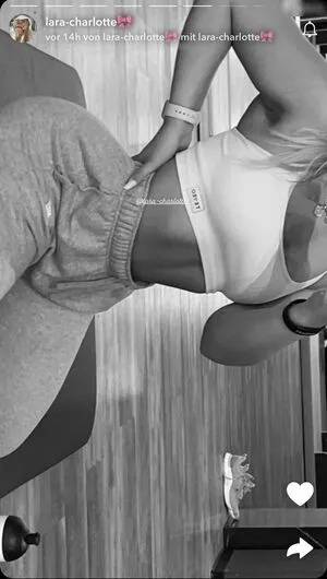 Lara Charlotte OnlyFans Leaked Free Thumbnail Picture - #brVDoBoDVF