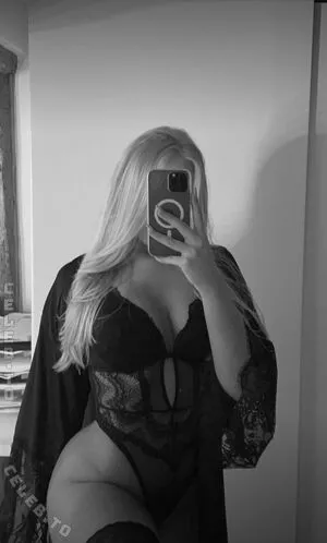 Lara Charlottee OnlyFans Leaked Free Thumbnail Picture - #jNYVgEgU3y