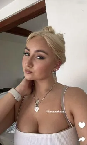 Lara Charlottee OnlyFans Leaked Free Thumbnail Picture - #umgSSjUYHL