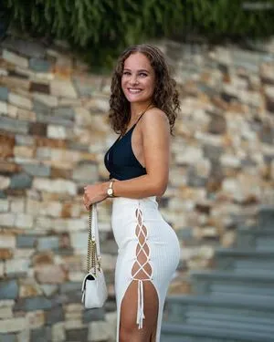 Lara Emilia OnlyFans Leaked Free Thumbnail Picture - #7DstIIBCqk