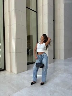 Lara Emilia OnlyFans Leaked Free Thumbnail Picture - #dSV1WEwtQc