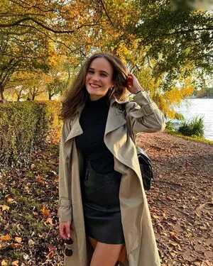 Lara Emilia OnlyFans Leaked Free Thumbnail Picture - #fq7QRSZ0Rf