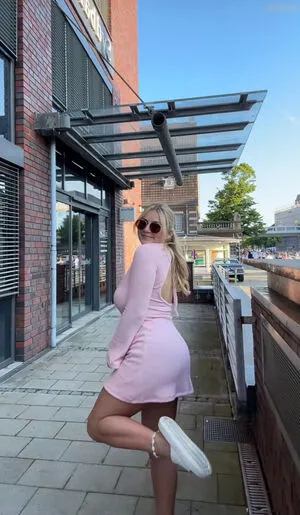 Lara Esser OnlyFans Leaked Free Thumbnail Picture - #EAGG7TBe4o