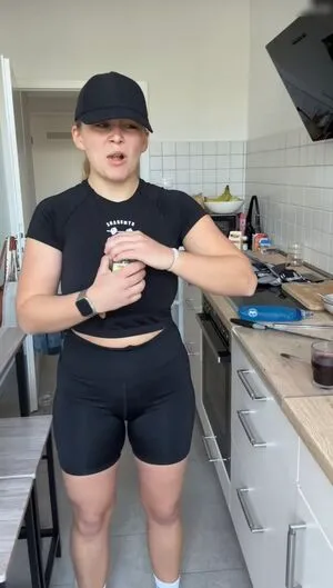 Lara Esser OnlyFans Leaked Free Thumbnail Picture - #GebDSx2iQ7