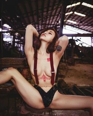 Lara Fan OnlyFans Leaked Free Thumbnail Picture - #C1jvLvkfig