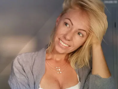 Lara Foxx OnlyFans Leaked Free Thumbnail Picture - #WmGivTrwuf