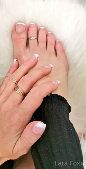 Lara Foxx OnlyFans Leaked Free Thumbnail Picture - #aSpdM8QkLz