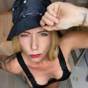 Lara Foxx OnlyFans Leaked Free Thumbnail Picture - #drF94cF90b