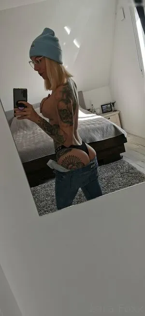 Lara Foxx OnlyFans Leaked Free Thumbnail Picture - #egs0trtk9C