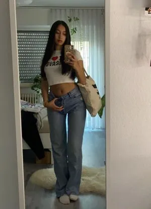 Lara Held OnlyFans Leaked Free Thumbnail Picture - #4K87EDYTRW