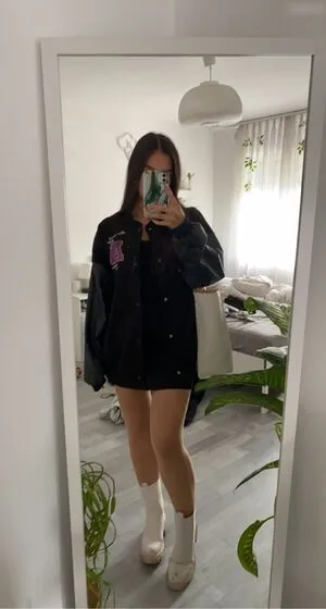 Lara Held OnlyFans Leaked Free Thumbnail Picture - #PhwxUiEoSD