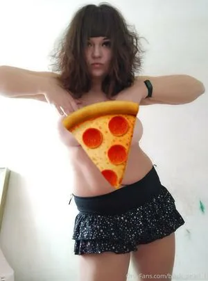 Lara Horn OnlyFans Leaked Free Thumbnail Picture - #1YSQ1RSOog