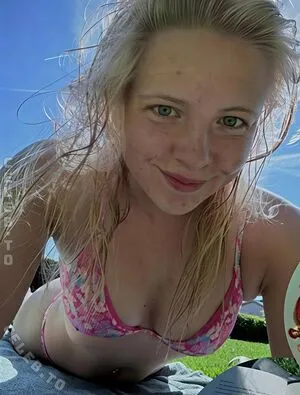 Lara Kuhl OnlyFans Leaked Free Thumbnail Picture - #T1cCVjUGAv