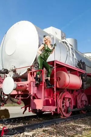 Lara Larsen OnlyFans Leaked Free Thumbnail Picture - #AvkTKKo7Iv