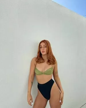 Lara Ledwidge OnlyFans Leaked Free Thumbnail Picture - #TvlRQHPPXj