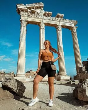 Lara Loft OnlyFans Leaked Free Thumbnail Picture - #3Tl15N3caN