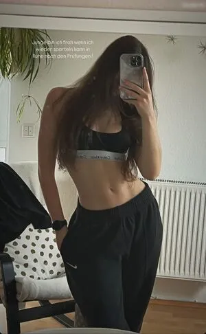 Lara Marie Kremer OnlyFans Leaked Free Thumbnail Picture - #M2Yqfg5FBB