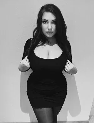 Lara Marie V OnlyFans Leaked Free Thumbnail Picture - #CV3yuxScO7