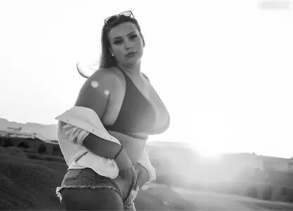 Lara Marie V OnlyFans Leaked Free Thumbnail Picture - #LeV7rwcIvL