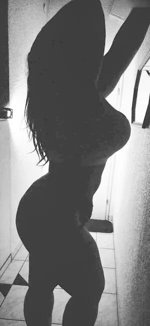Lara Marie V OnlyFans Leaked Free Thumbnail Picture - #aNAxiIGF5V