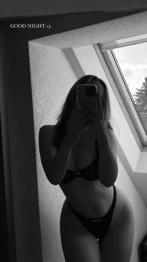 Lara Mde OnlyFans Leaked Free Thumbnail Picture - #DCXYQiUvq9