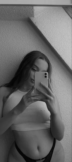Lara Mde OnlyFans Leaked Free Thumbnail Picture - #N40LOqlnCR