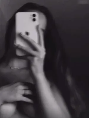 Lara Mde OnlyFans Leaked Free Thumbnail Picture - #beNIdfFOsf