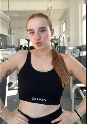 Lara Mde OnlyFans Leaked Free Thumbnail Picture - #hNbHgVVo5L