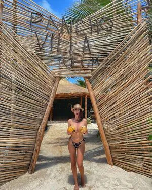 Lara Moreno OnlyFans Leaked Free Thumbnail Picture - #CiKUUzKLoD