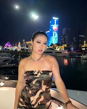 Lara Ni98 OnlyFans Leaked Free Thumbnail Picture - #1c1lOI06P2