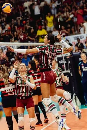 Lara Nobre OnlyFans Leaked Free Thumbnail Picture - #JPWkd4jZny