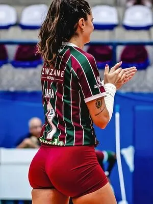 Lara Nobre OnlyFans Leaked Free Thumbnail Picture - #SsVErTAXYL