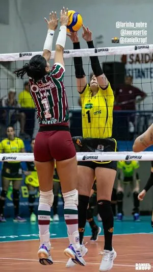 Lara Nobre OnlyFans Leaked Free Thumbnail Picture - #k8KmIaXMyJ