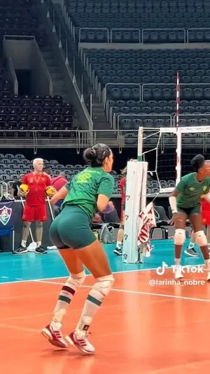 Lara Nobre OnlyFans Leaked Free Thumbnail Picture - #ljuppPSnAr