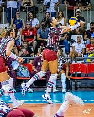 Lara Nobre OnlyFans Leaked Free Thumbnail Picture - #pOmqLktEHT