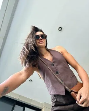 Lara Nobre OnlyFans Leaked Free Thumbnail Picture - #vvE4JZdzUz