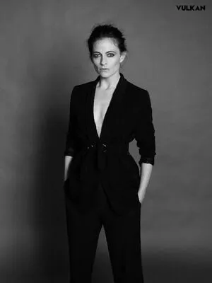 Lara Pulver OnlyFans Leaked Free Thumbnail Picture - #4kPZaHBukr