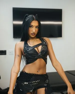 Lara Raj OnlyFans Leaked Free Thumbnail Picture - #0YC3f81yRL