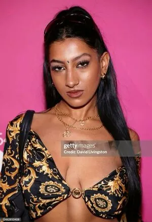 Lara Raj OnlyFans Leaked Free Thumbnail Picture - #6Dgtrq5qPk