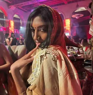 Lara Raj OnlyFans Leaked Free Thumbnail Picture - #8P2s3ijmio