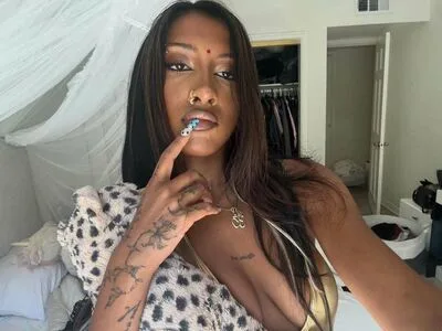 Lara Raj OnlyFans Leaked Free Thumbnail Picture - #9eoFV3NG7L